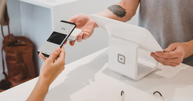 Czym są płatności zbliżeniowe NFC?